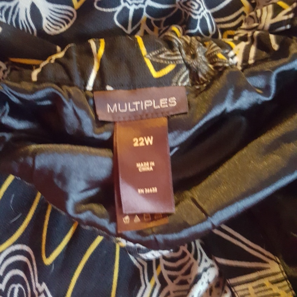 Blk & yellow A-Line skirt ( Multiples)
